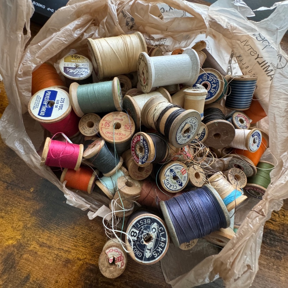 Vintage Wooden Thread Spools Lot Coats & Clark's American Thread Co 1lb 14oz